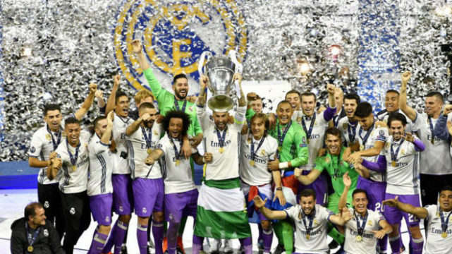 英超劲旅完胜：终结5场不胜，积分追平曼联，距离欧冠区3分