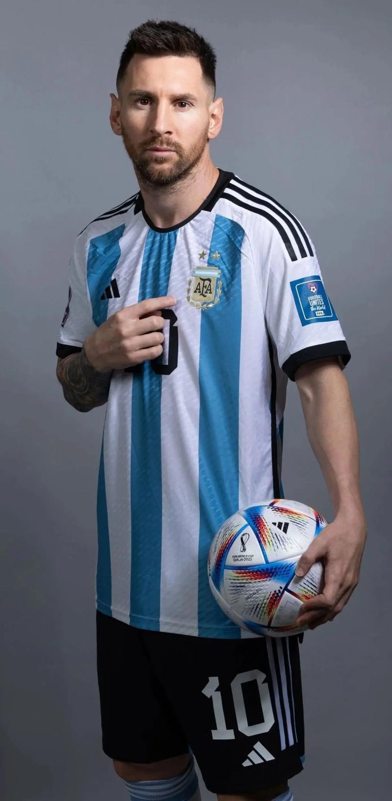 黄蜂伤病报告：三球&塞克斯顿&曼恩集体缺席与掘金一战