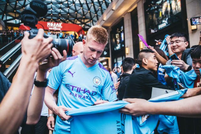 巴萨两年来最快丢球均来自阿拉维斯：分别为开场18秒与43秒