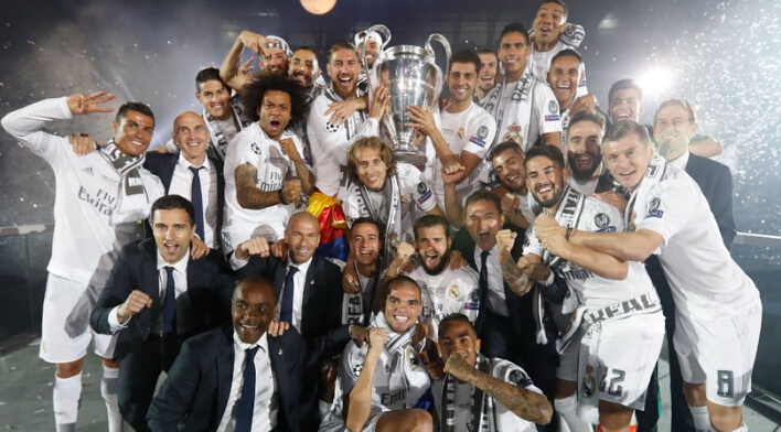 德天空：切尔西仍未正式报价西蒙斯，莱比锡坚持7000万欧要价