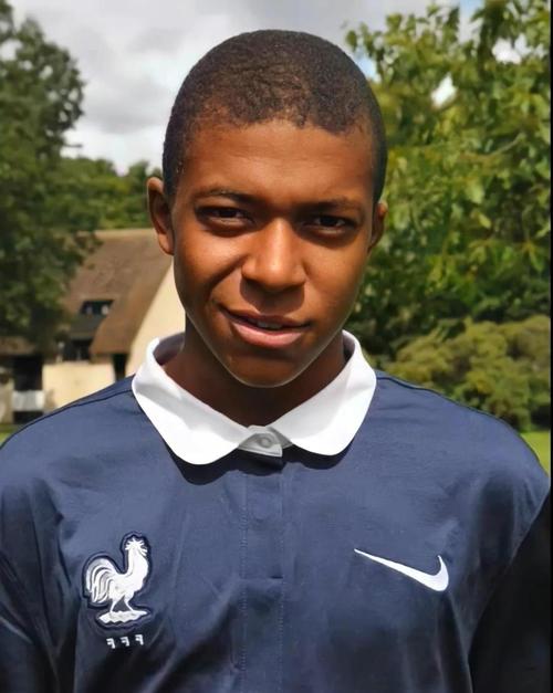 惨不忍睹，伊沃比晒尼日利亚队下榻酒店的窗外风景