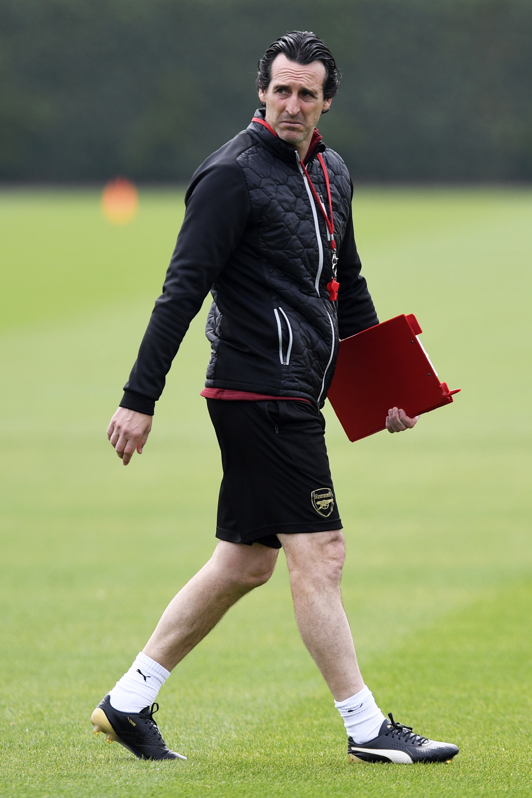 2025成都乒联混团世界杯，中国8-0胜韩，日8-3胜德，张本智和状态不佳，恐难晋级决赛。